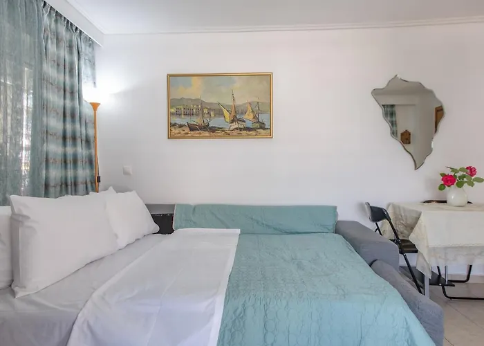 Flat W. Parking Next To Flisvos Marina & Snfcc