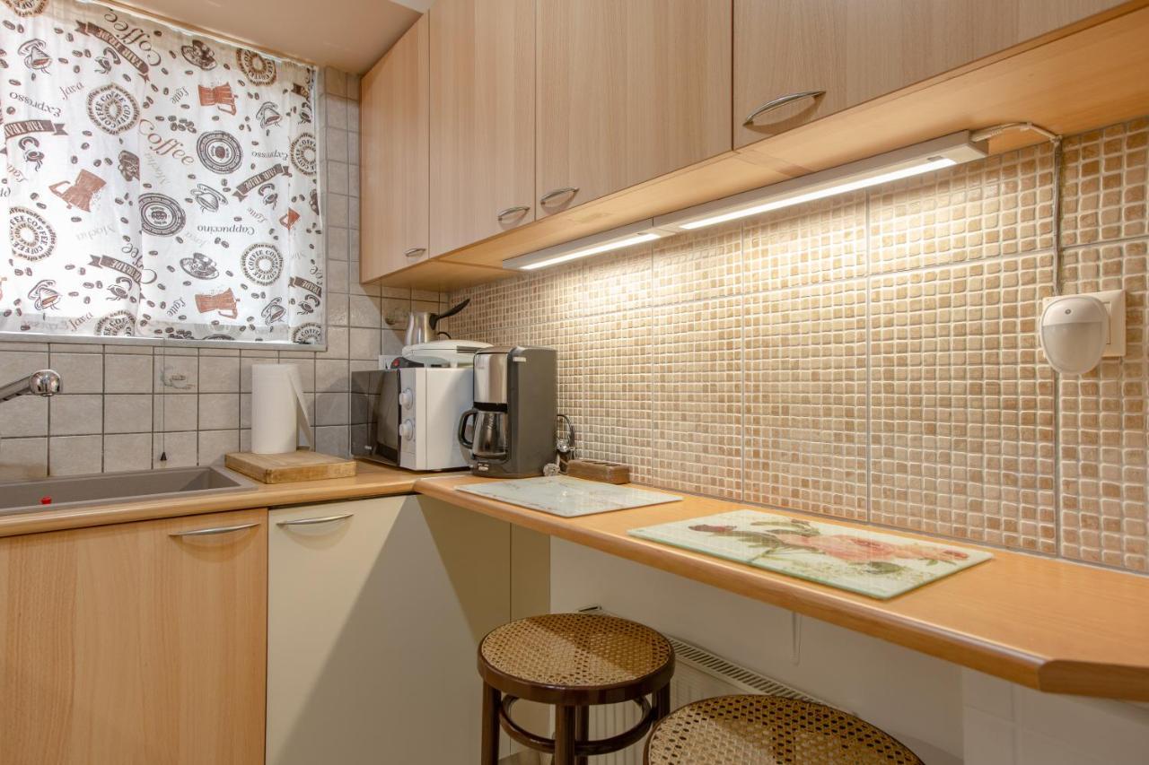 Flat W. Parking Next To Flisvos Marina & Snfcc * Athens