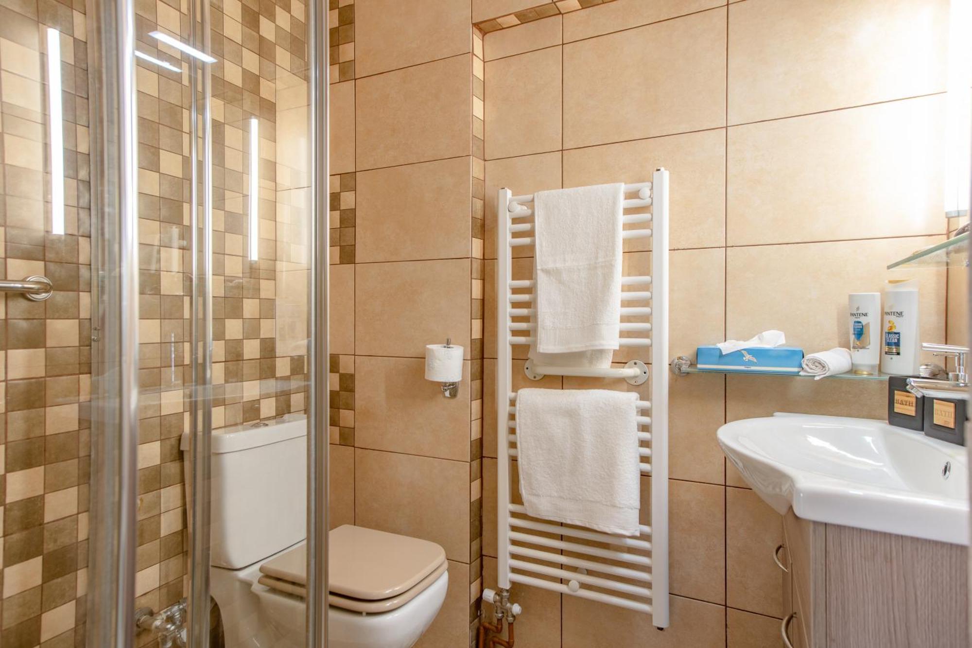 Flat W. Parking Next To Flisvos Marina & Snfcc Apartment *